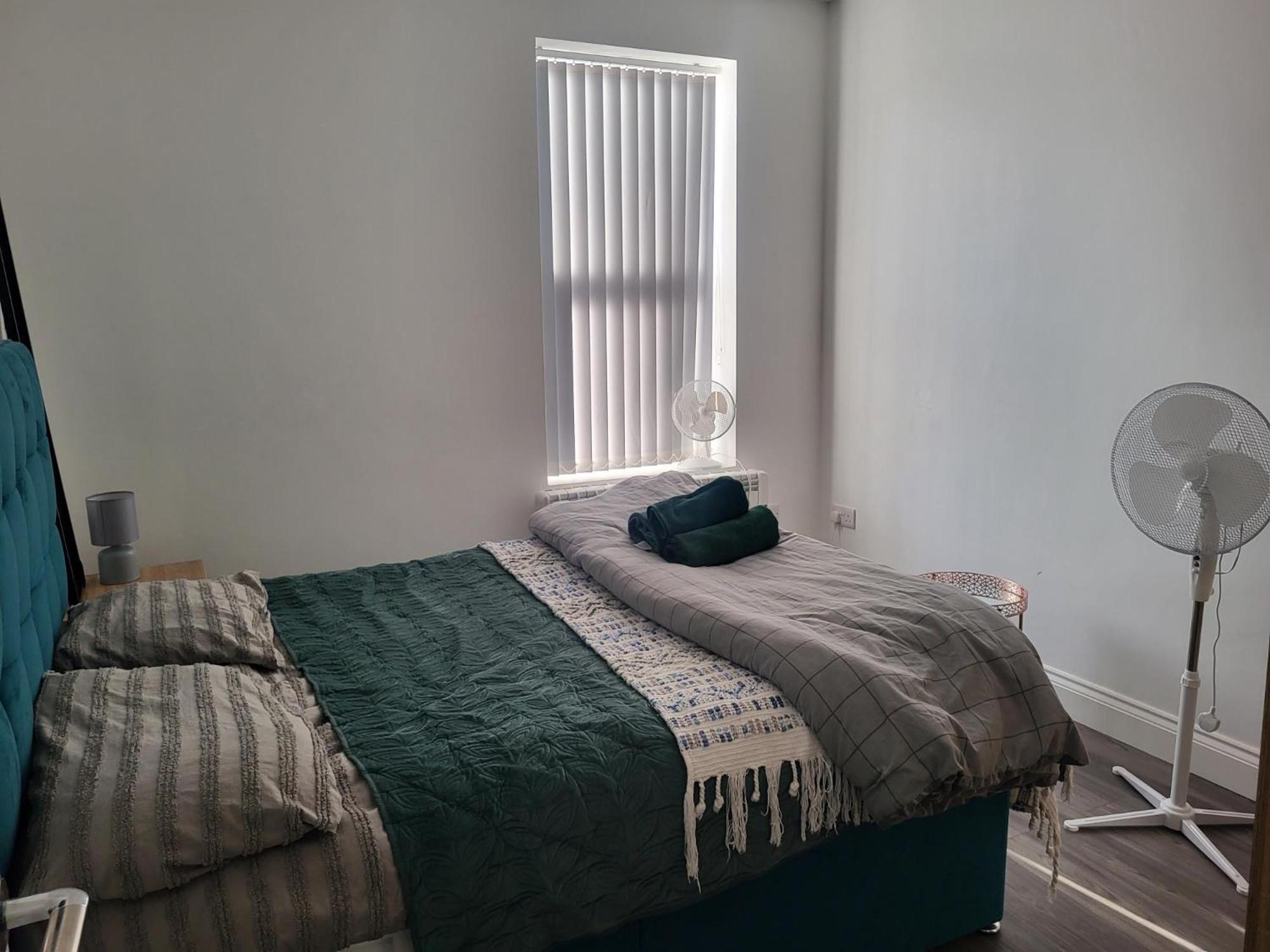 1 Bed Flat, Airport Pick, Drop Available Fibre Broadband, New, Washer Dryer, 10 Mins From City Centre Дартфорд Экстерьер фото